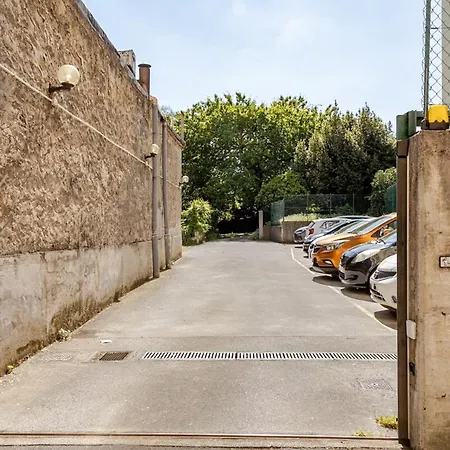 Διαμέρισμα Comfort & Space With Parking Near Center Τεργέστη