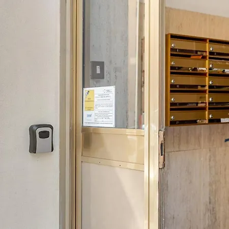 Comfort & Space With Parking Near Center * Τεργέστη