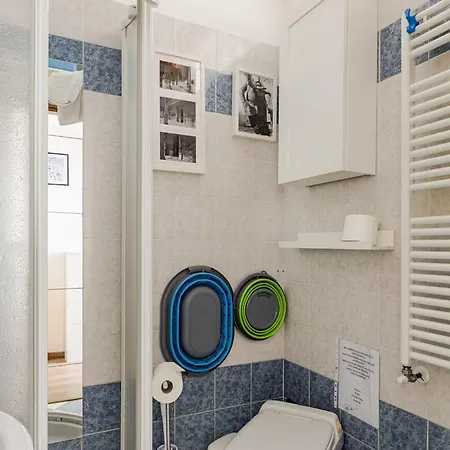 Apartment Comfort & Space With Parking Near Center Trieste